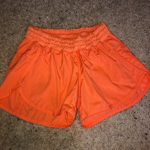 Lululemon tracker short IV